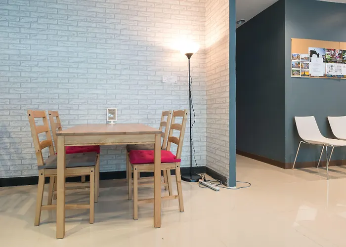 Gasthof The Little Pig Sukhumvit 2*