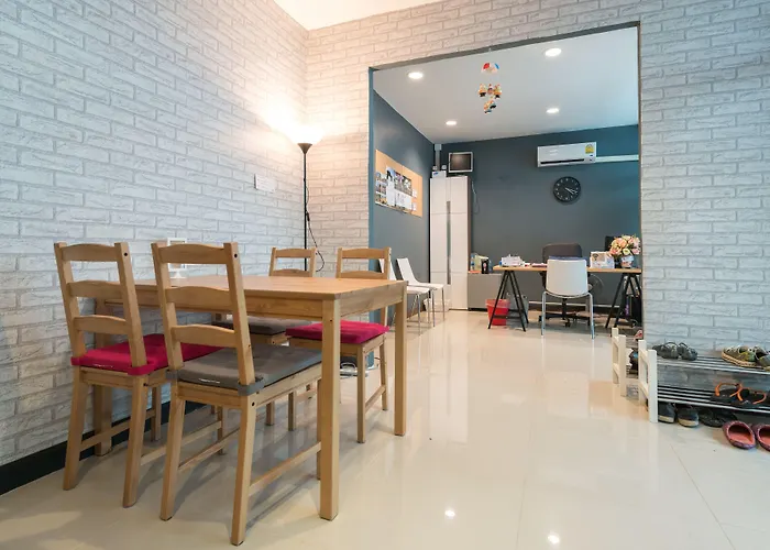 The Little Pig Sukhumvit Gasthof 2*